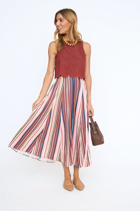 Tea Garden Scallop Hem Top