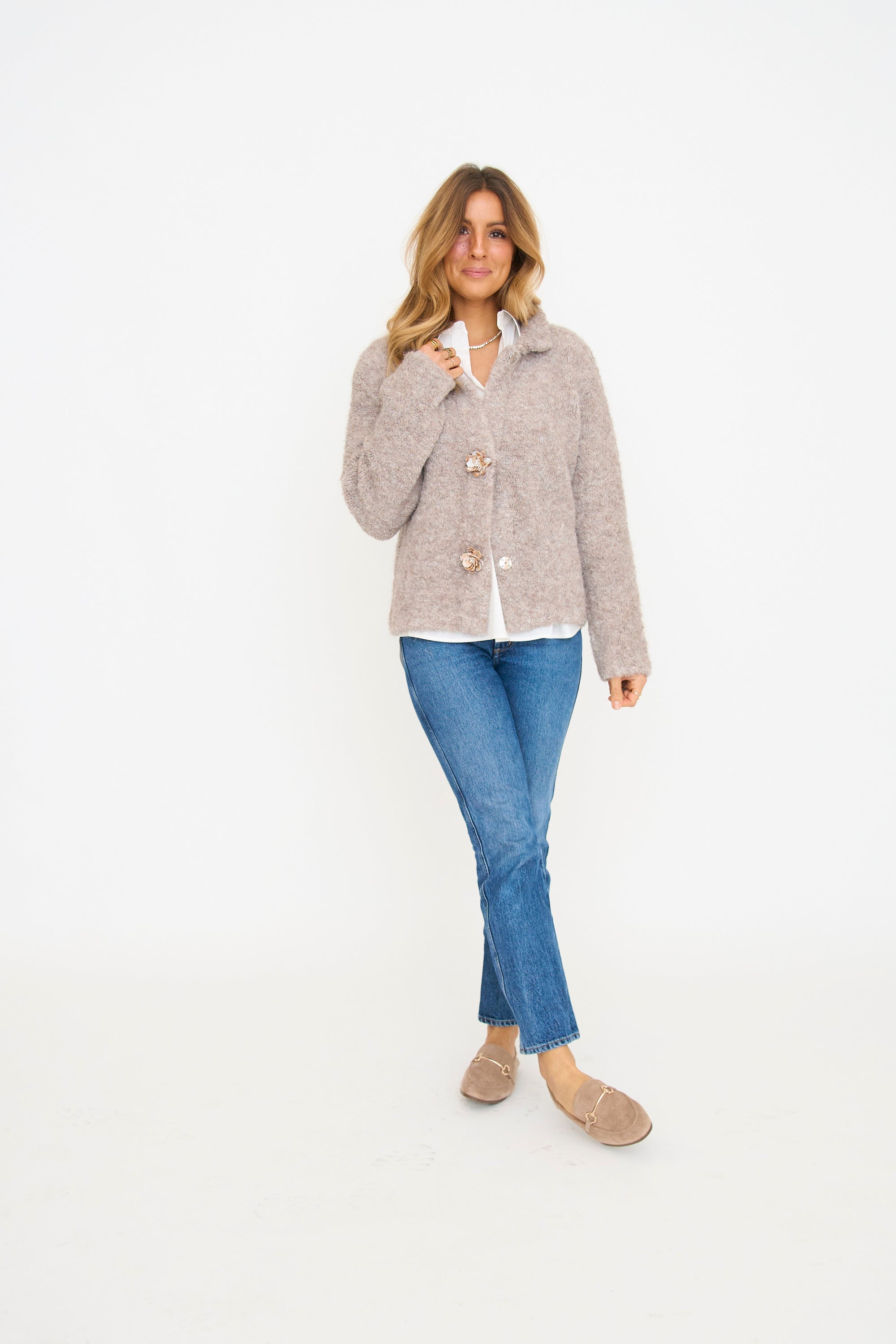 Ari Flower Button Chunky Cardigan