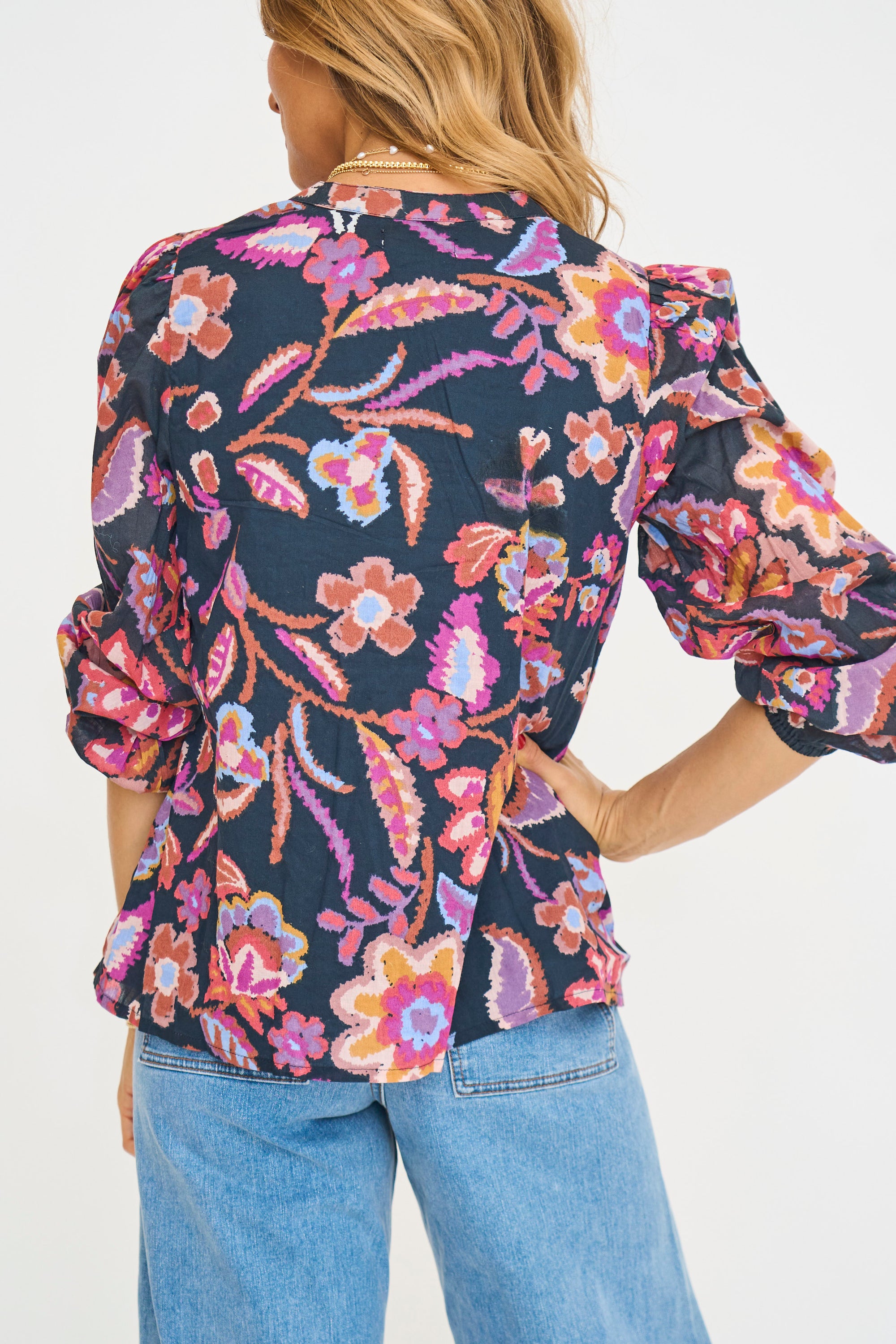 Barr Blouse