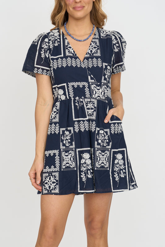 Landi Embroidered Easy Dress