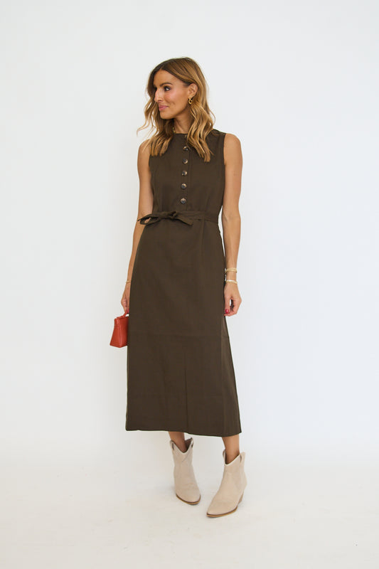 Boat Neck Buttoned Midi Dress