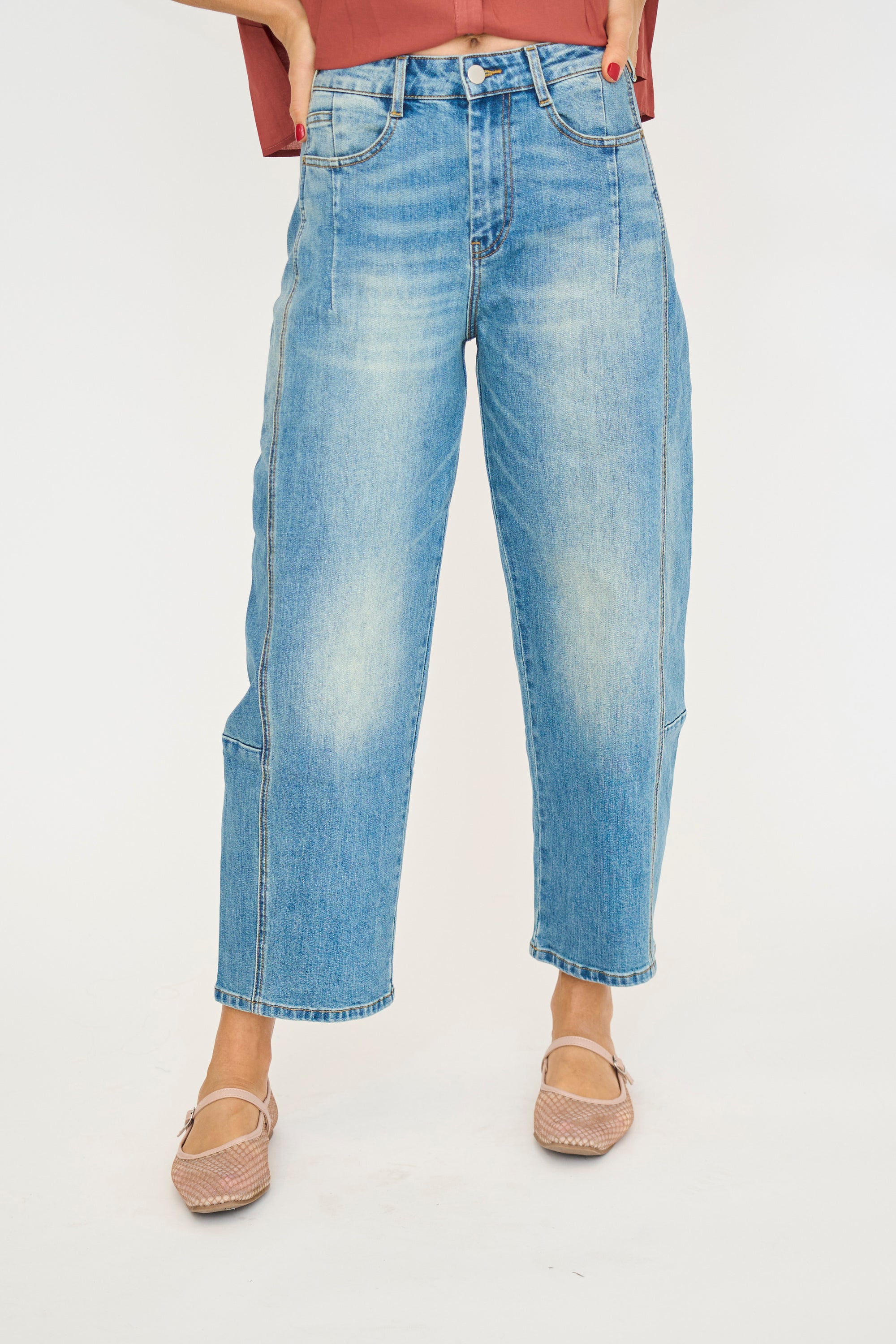 Barrel Leg Jeans