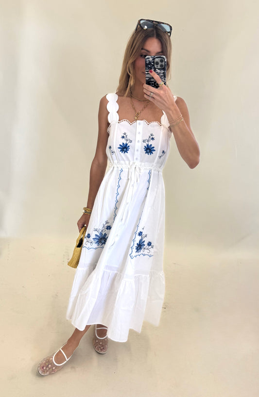 Scallop Embroidered Detail Midi Dress