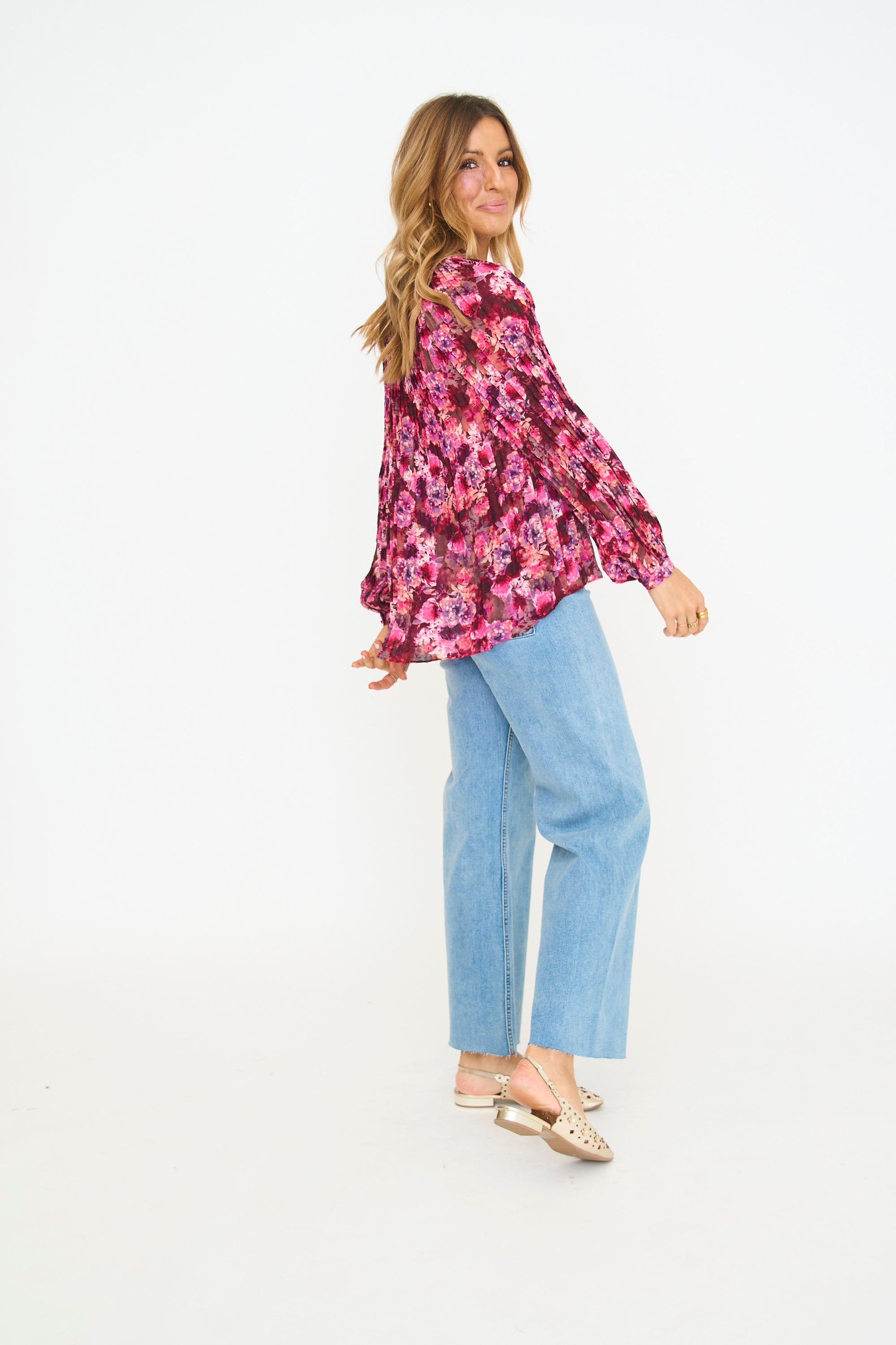 Femine Floral Blouse in Magenta